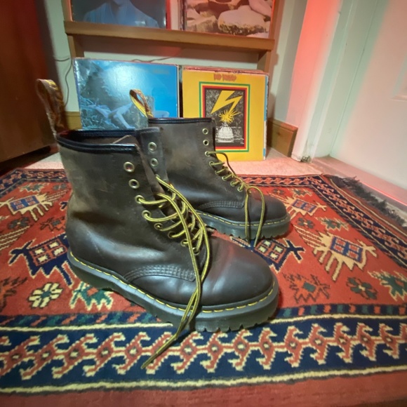 Dr. Martens 1460 Bex Crazy Horse Leather Boots - Picture 4 of 8